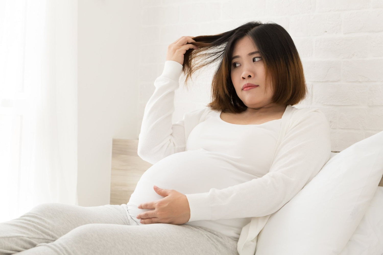 How to tackle hair loss after pregnancy? - The Hair Fuel